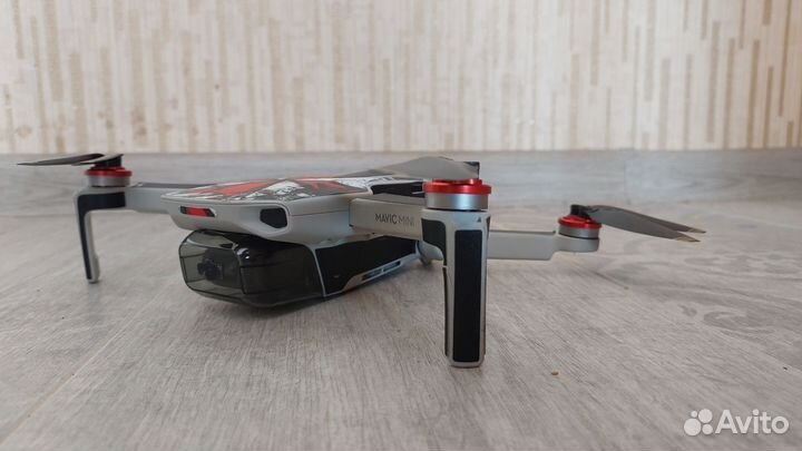 Квадрокоптер dji mavic mini combo