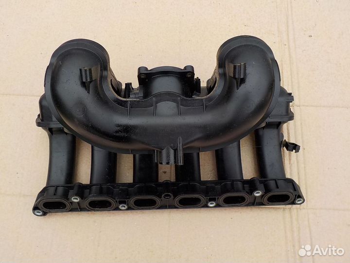 Впускной коллектор BMW 3 серия E90/E91 2003-2009