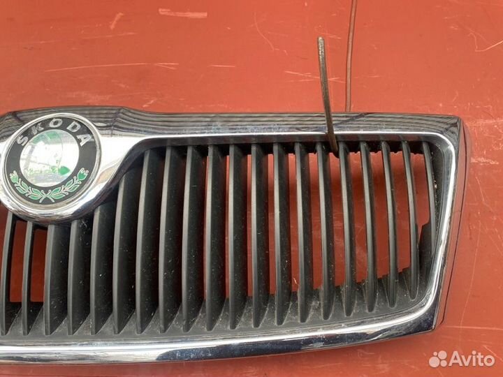 Решетка радиатора Skoda Octavia A5 ccsa 2008