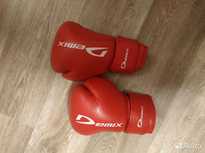 Боксерские перчатки bemix