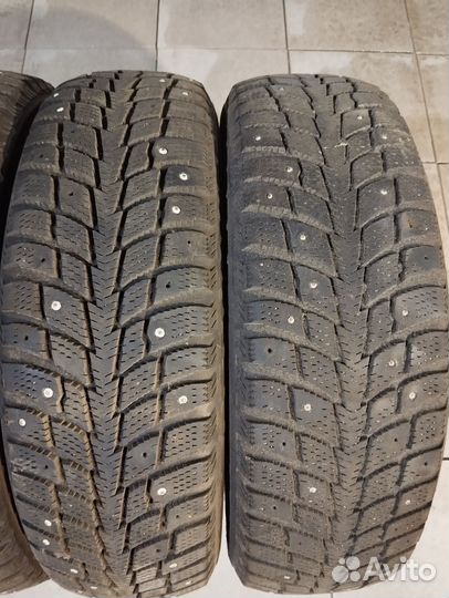 Pirelli Winter Ice Control 215/55 R16