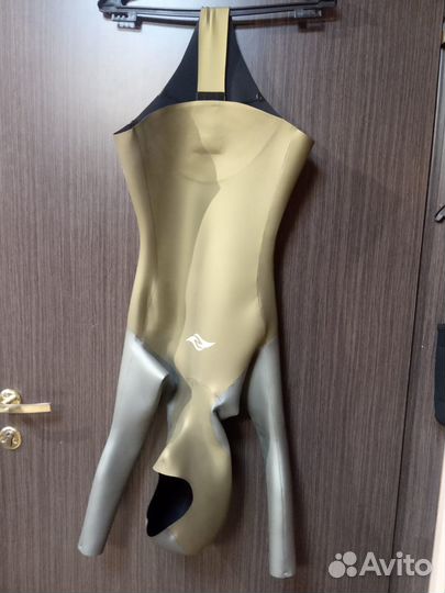 Гидрокостюм для фридайвинга