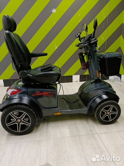 Электрический скутер для инвалидов