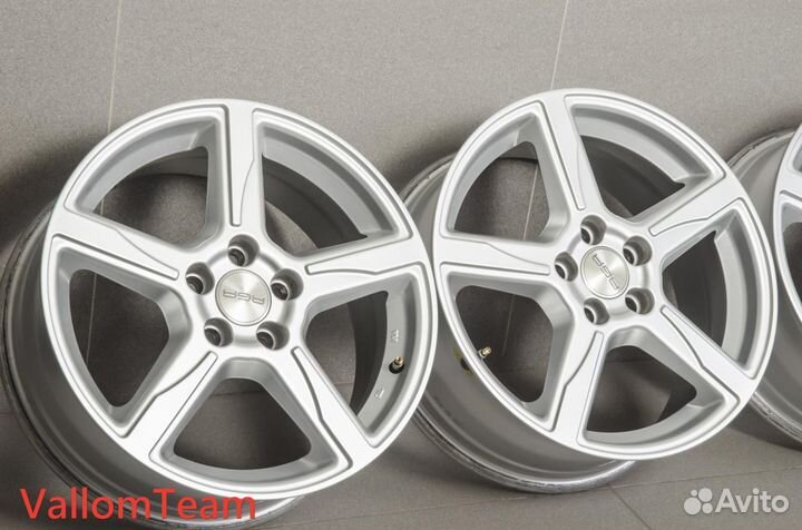 Лот UP27140725 Фирменные 17-е диски AGA finger