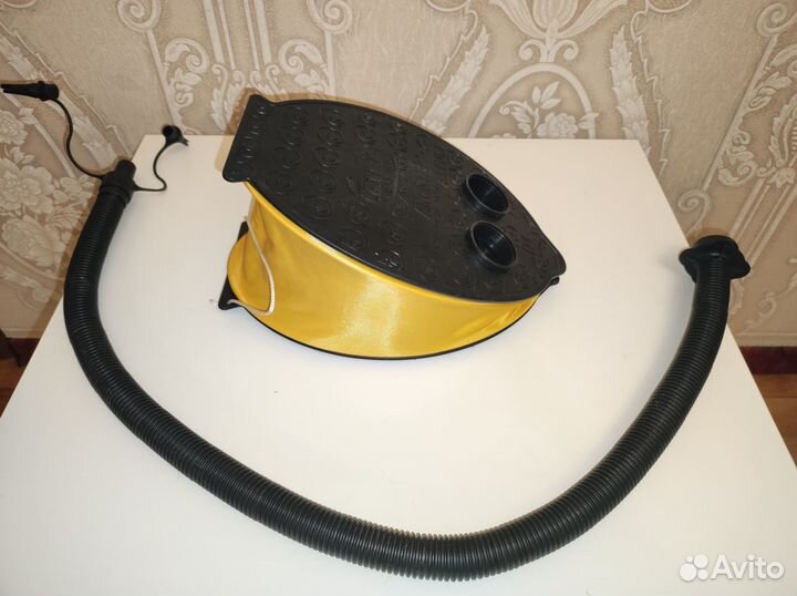 Насос для надувного матраса ножной