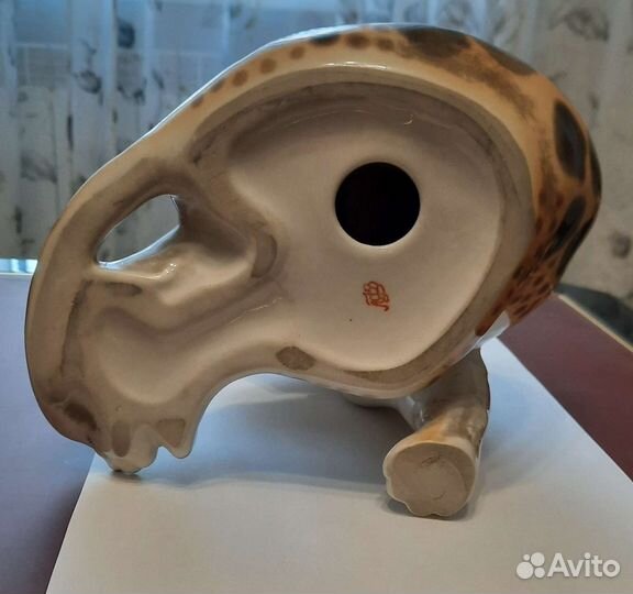 Статуэтка фарфор лфз. Барс. СССР