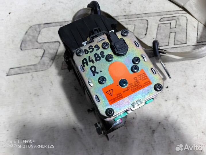 Ремень безопасности передний правый Audi A4