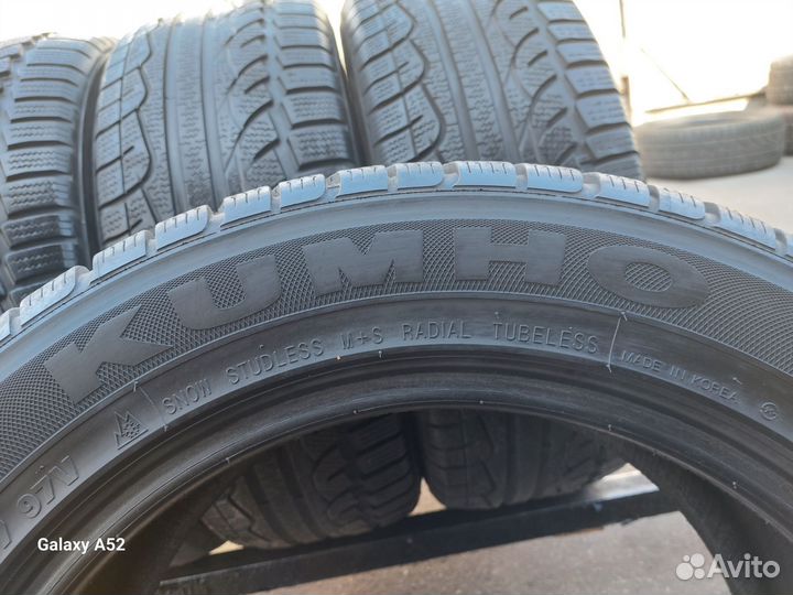 Kumho I'Zen XW KW17 225/55 R17 97V
