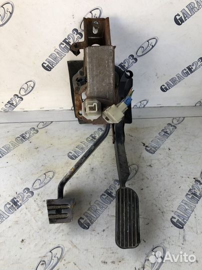 Педальный узел Chevrolet alero