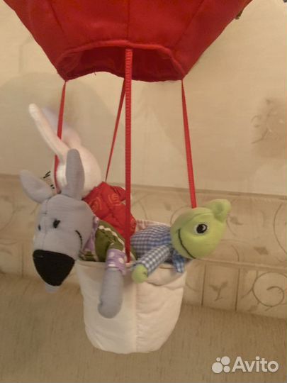 Подвесная игрушка в колыбель