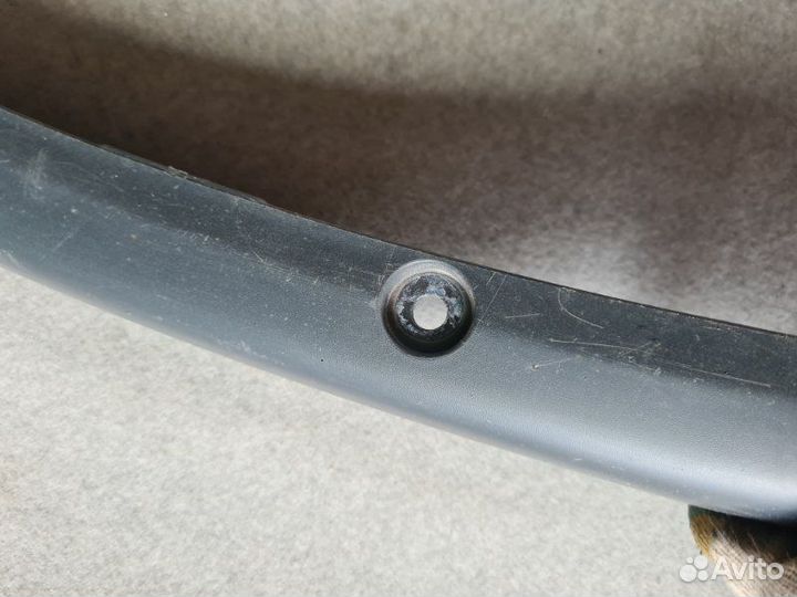 Накладка на бампер задняя правая Mitsubishi