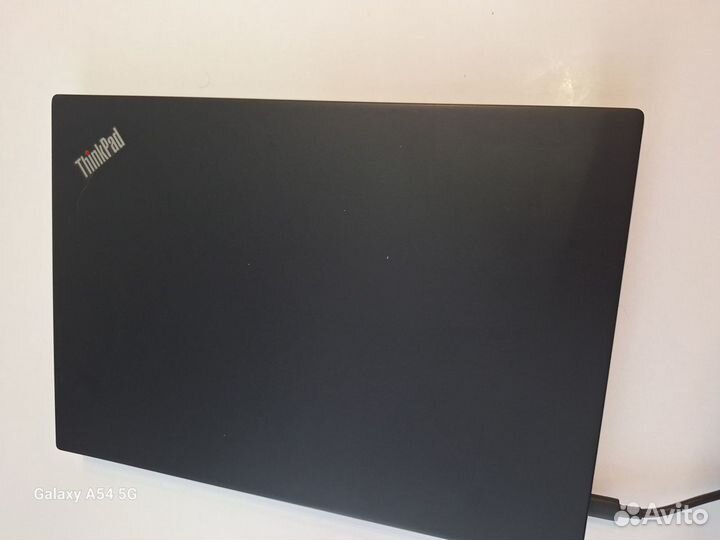 Lenovo thinkpad x390, 8 Gen