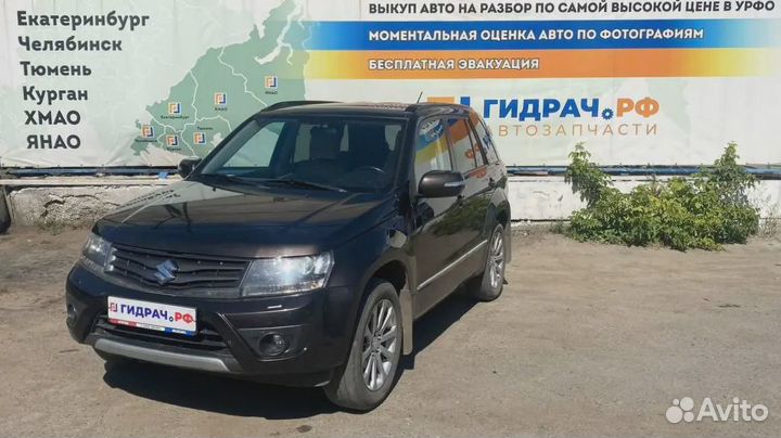 Рамка магнитолы Suzuki Grand Vitara (JT) 39511-67J