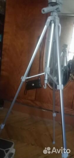 Штатив для фотоаппарата
