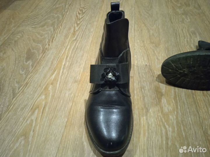 Ботинки демисезонные женские 37