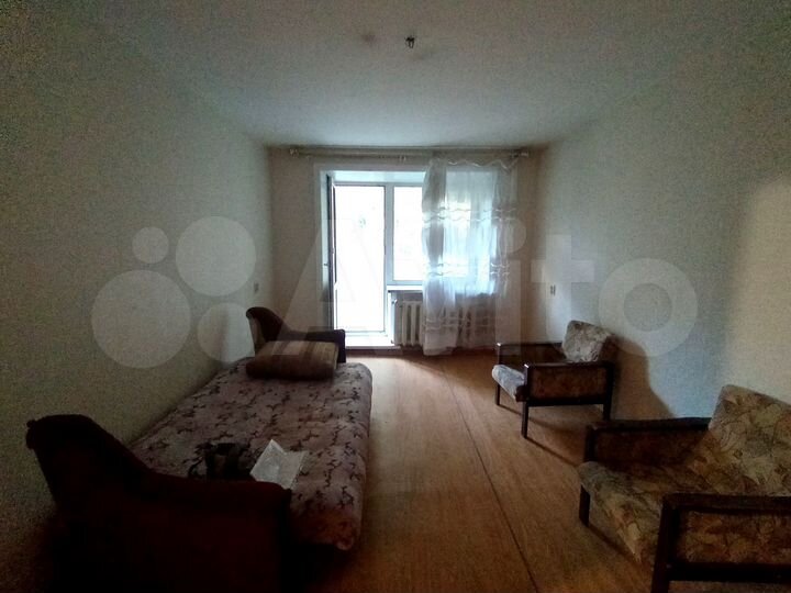 Доля в 1-к. квартире, 34 м², 1/5 эт.