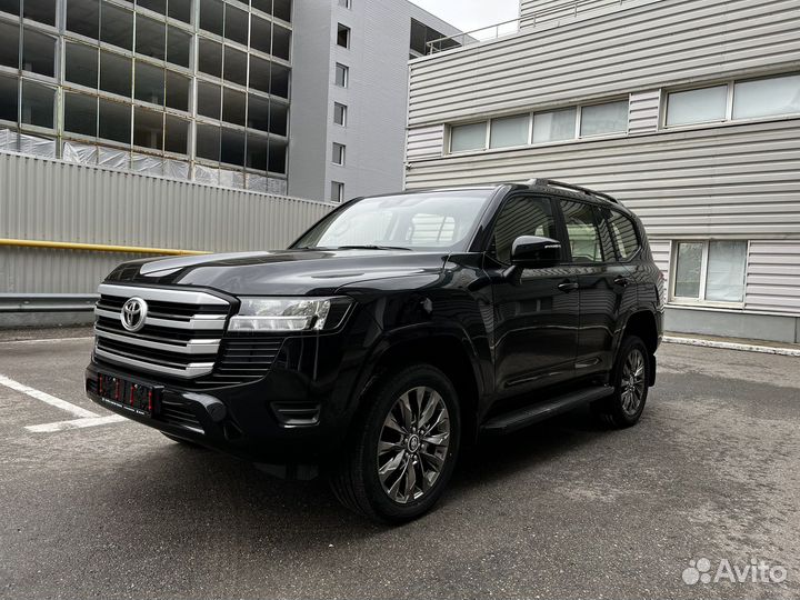 Toyota Land Cruiser 3.3 AT, 2022, 30 км