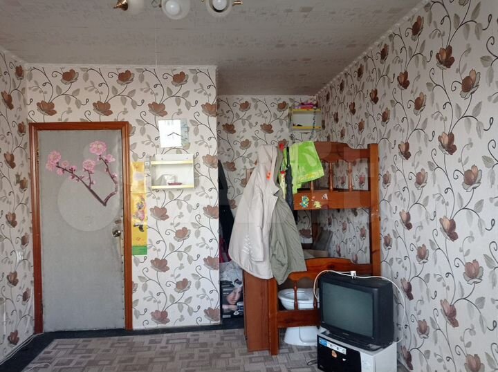 Комната 13,7 м² в 1-к., 8/12 эт.