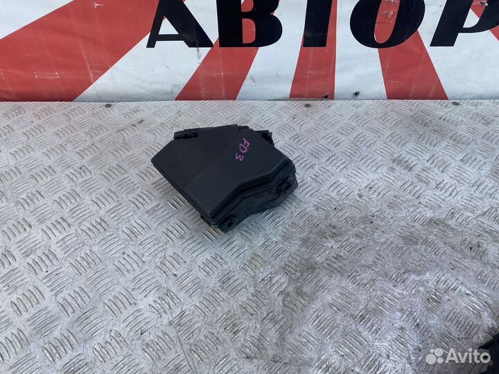 Блок предохранителей Honda Civic 4D 1.3