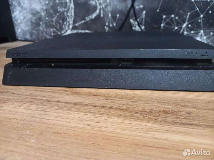 Sony playstation 4 PS4 slim 1tb