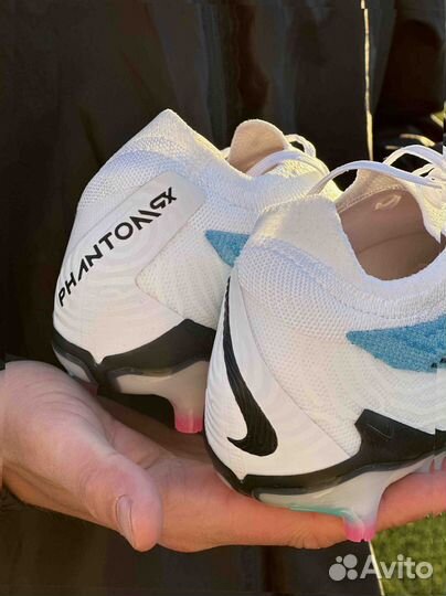 Бутсы Nike Phantom GX