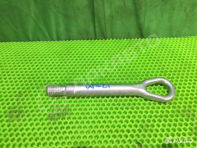 Крюк буксировочный Mercedes-Benz S W221