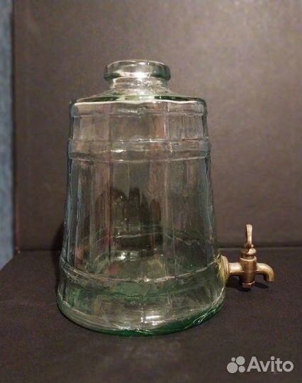 Стеклянный бочонок с краном винтаж