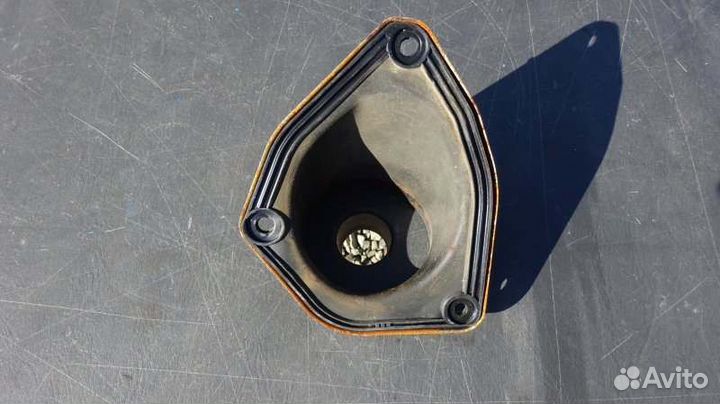 Пыльник рулевой колонки Toyota Camry Gracia MCV25