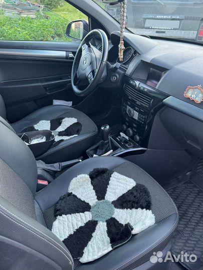 Opel Astra 1.8 МТ, 2010, 205 000 км