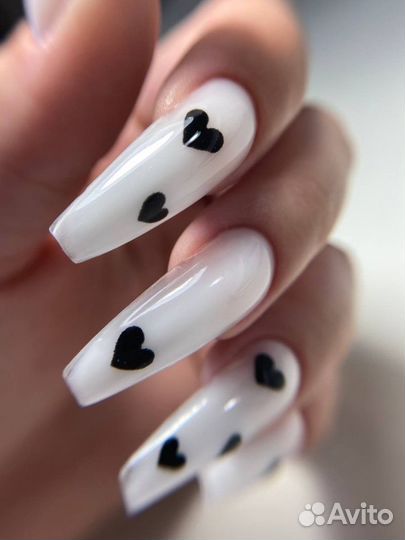 Маникюр с покрытием гель-лаком