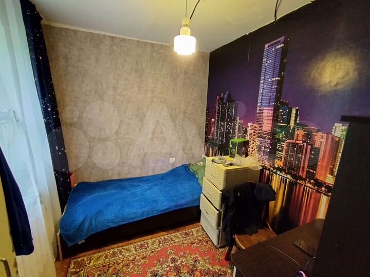 4-к. квартира, 58 м², 1/5 эт.