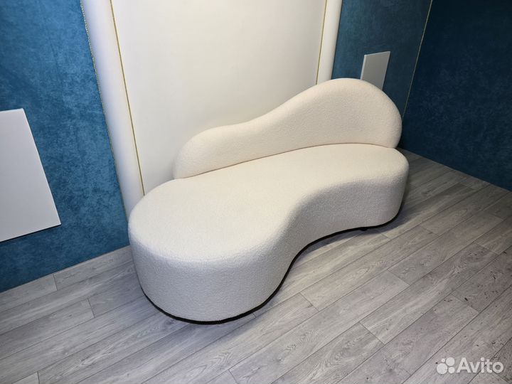 Диван из букле