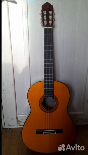 Классическая гитара yamaha c80 торг возможен