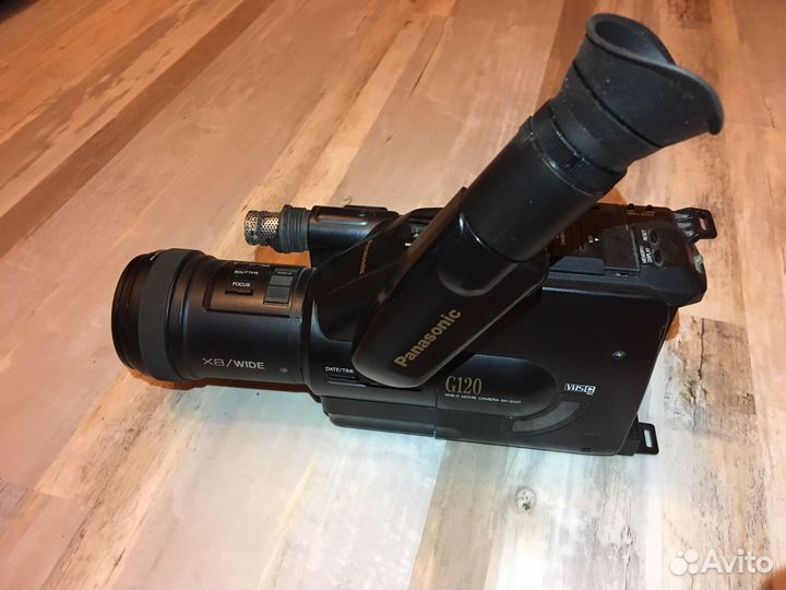 Видеокамера panasonic X8/wide