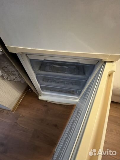 Холодильник beko