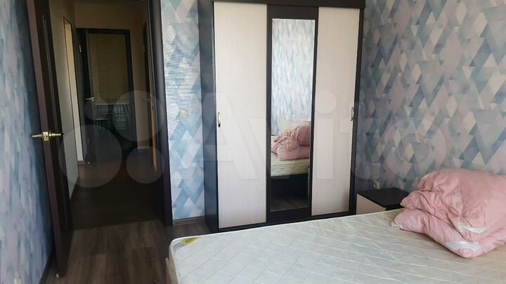 2-к. квартира, 65 м², 8/17 эт.