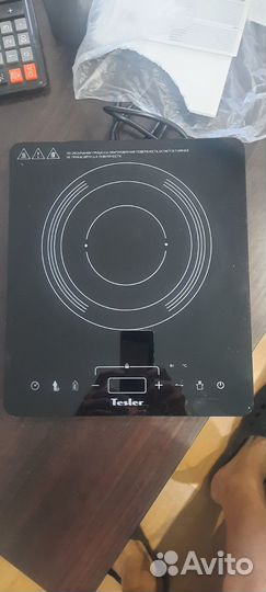 Настольная электрическая плитка tesler PI-15 Black