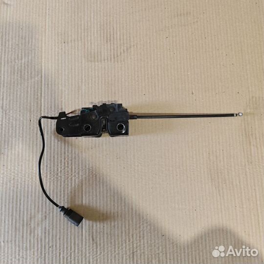 Замок капота Skoda Octavia A5 2004-2013