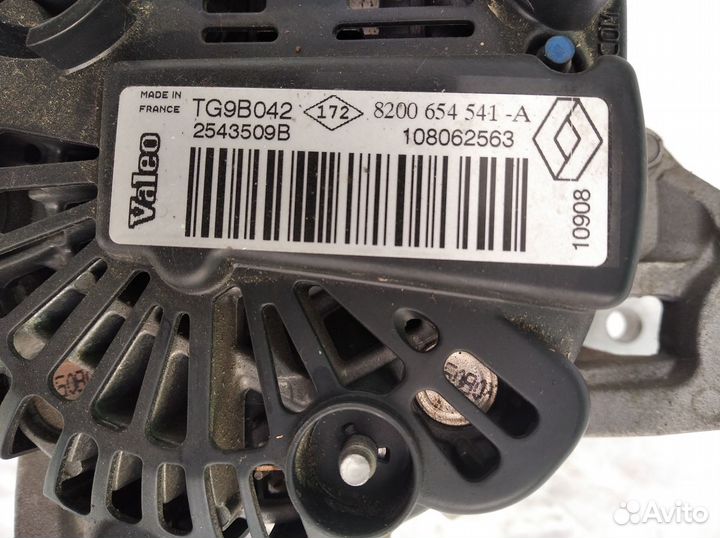 Renault Clio генератор 8200654541A