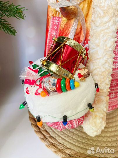 Дед Мороз из ваты под ёлочку