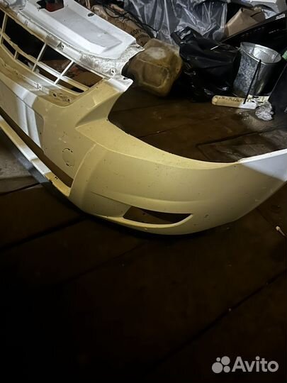 Передний бампер priora 2 белое облако