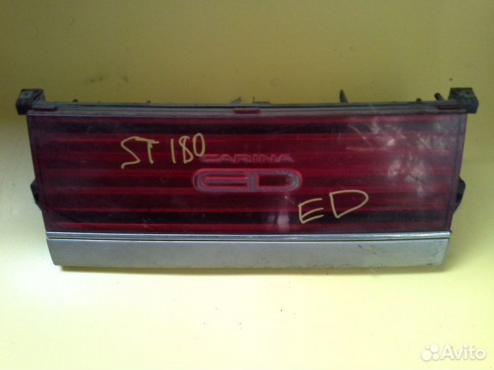 Стоп вставка Toyota Carina ED St 180