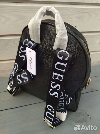 Рюкзак женский Guess