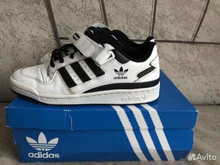 Adidas forum low