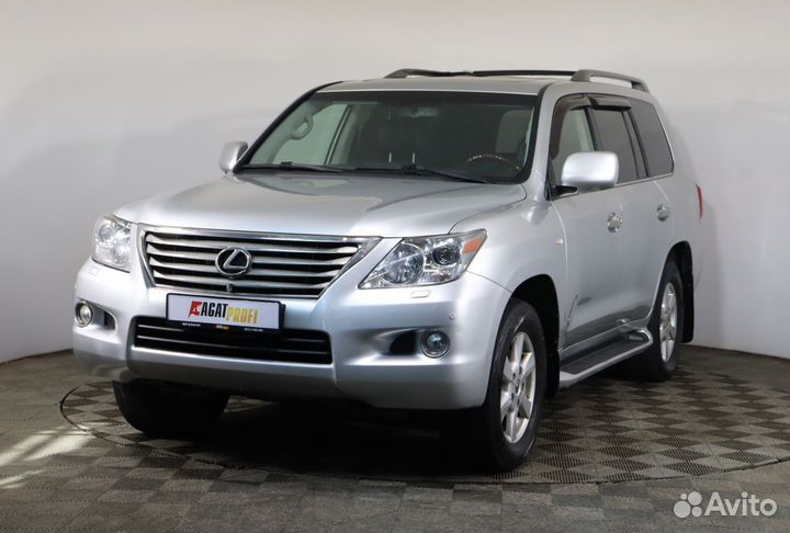 Lexus LX, 2010