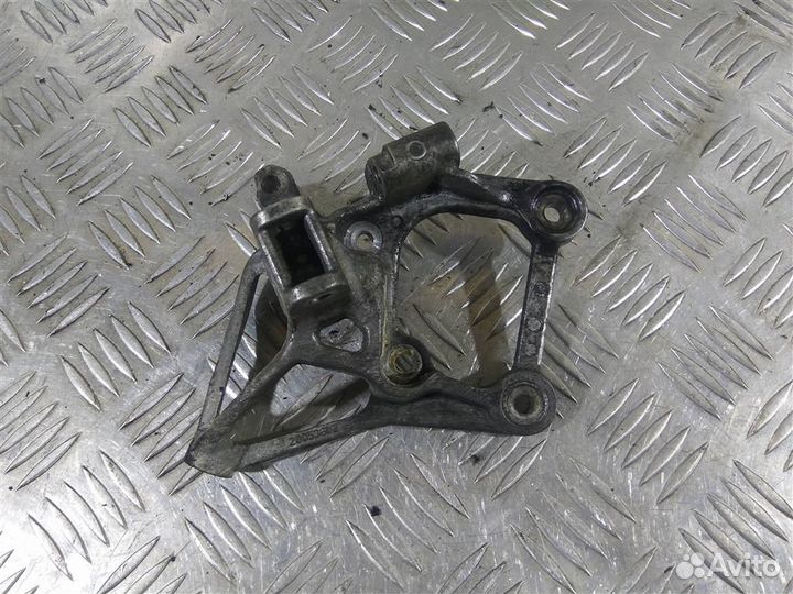 Кронштейн дроссельной заслонки пежо Partner Tepe