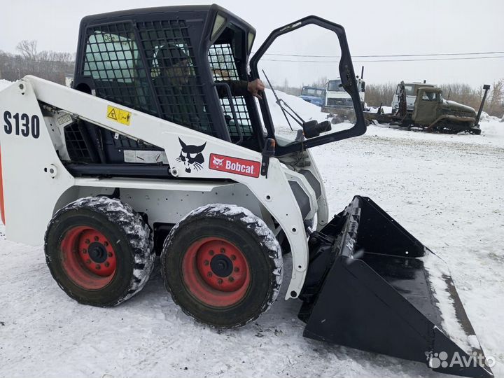 Мини-погрузчик Bobcat S130, 2005