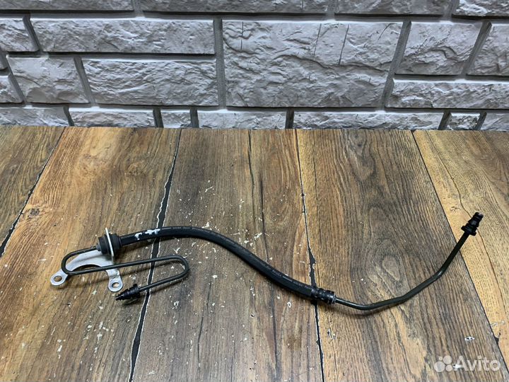 VW Golf Plus Трубка цилиндра сцепления