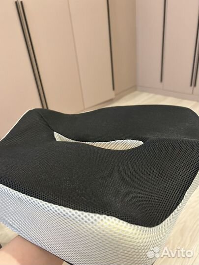 Ортопедическая подушка для сидения