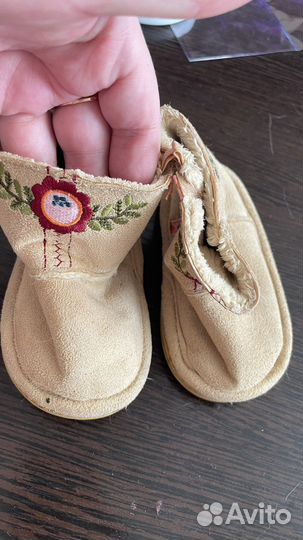 Угги,кросовки,сандали